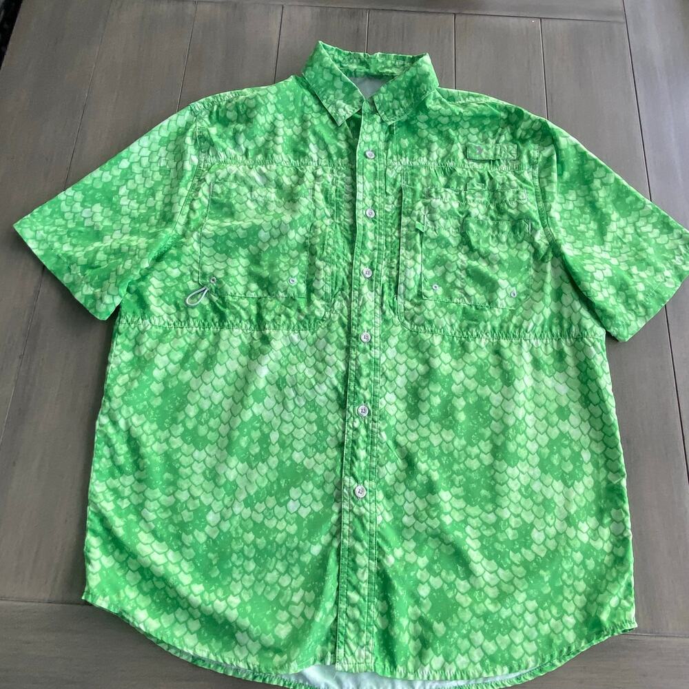 Reel Legends Fishing Shirt • XL (Measured) • Green Scale Pattern • Vented Back